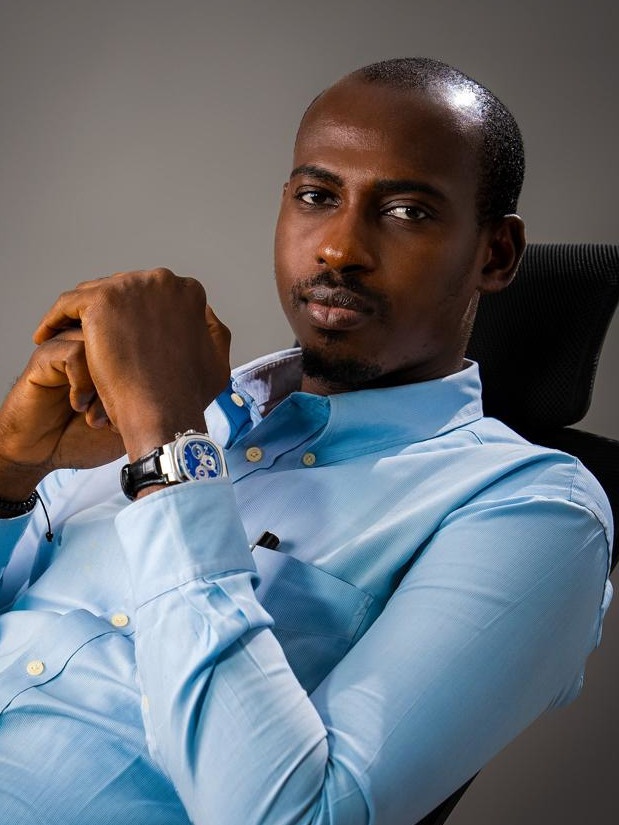 Jamal-Damilola_3x4 Jamal-Damilola_3x4